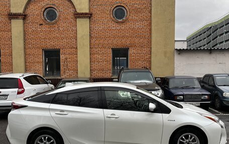 Toyota Prius IV XW50, 2016 год, 1 550 000 рублей, 4 фотография
