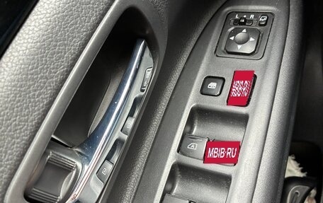 Mitsubishi Outlander III рестайлинг 3, 2021 год, 2 350 000 рублей, 10 фотография