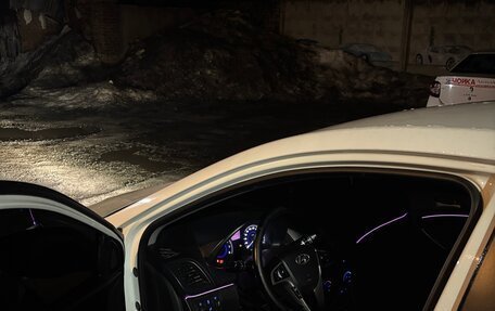 Hyundai Solaris II рестайлинг, 2016 год, 645 000 рублей, 11 фотография