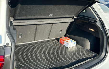 Volkswagen Tiguan II, 2018 год, 2 360 000 рублей, 14 фотография