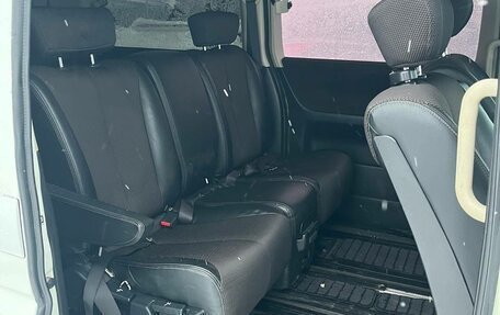 Nissan Elgrand III, 2007 год, 350 000 рублей, 6 фотография