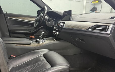 BMW 5 серия, 2017 год, 3 650 000 рублей, 10 фотография