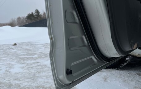 Toyota Prius, 2004 год, 700 000 рублей, 9 фотография