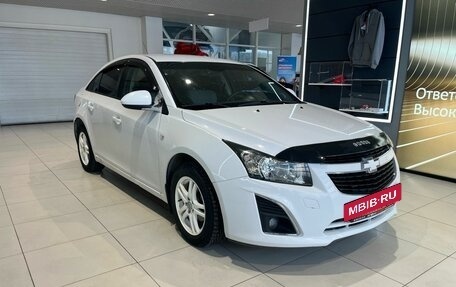 Chevrolet Cruze II, 2013 год, 649 000 рублей, 3 фотография