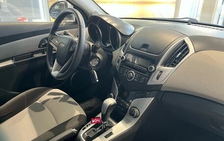 Chevrolet Cruze II, 2013 год, 649 000 рублей, 12 фотография