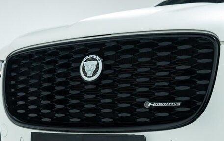 Jaguar F-Pace, 2024 год, 5 405 000 рублей, 19 фотография