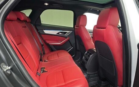 Jaguar F-Pace, 2024 год, 5 405 000 рублей, 17 фотография