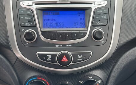 Hyundai Solaris II рестайлинг, 2013 год, 710 000 рублей, 12 фотография