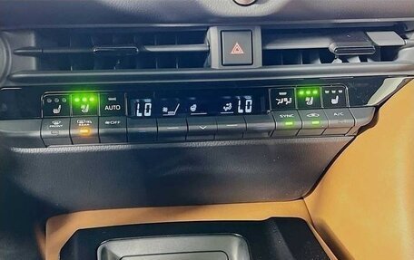 Toyota Crown, 2026 год, 10 600 000 рублей, 12 фотография