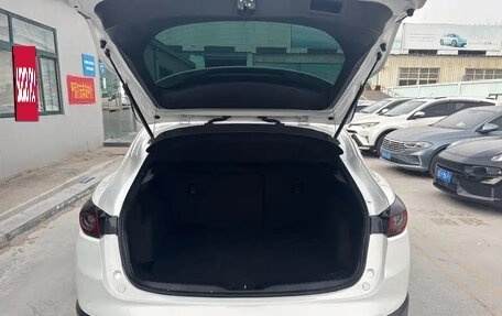 Mazda CX-4, 2022 год, 1 860 000 рублей, 7 фотография