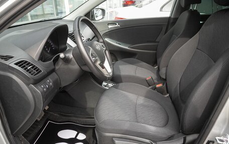 Hyundai Solaris II рестайлинг, 2011 год, 878 000 рублей, 12 фотография