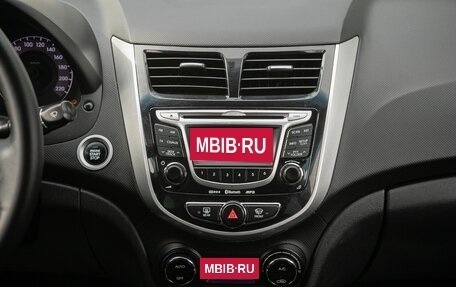 Hyundai Solaris II рестайлинг, 2011 год, 878 000 рублей, 17 фотография