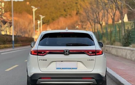 Honda Vezel, 2023 год, 2 120 000 рублей, 7 фотография
