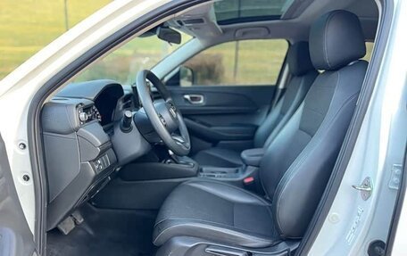 Honda Vezel, 2023 год, 2 120 000 рублей, 11 фотография