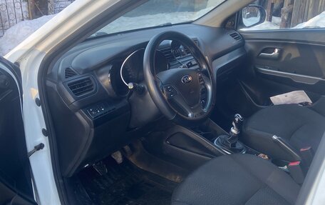 KIA Rio III рестайлинг, 2017 год, 900 000 рублей, 10 фотография