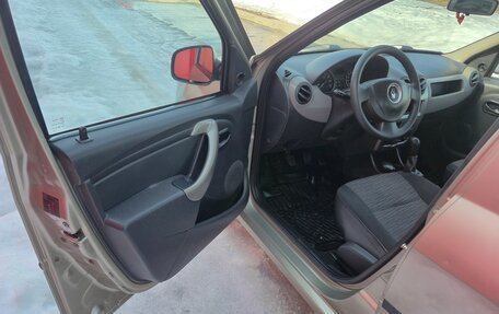 Renault Logan I, 2010 год, 599 000 рублей, 21 фотография