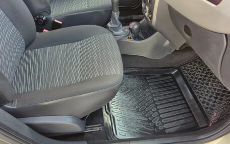 Renault Logan I, 2010 год, 599 000 рублей, 36 фотография