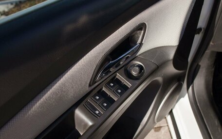 Chevrolet Cruze II, 2011 год, 650 000 рублей, 33 фотография