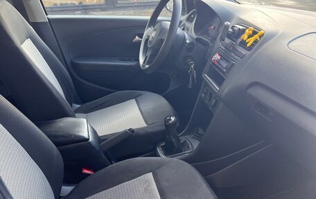 Volkswagen Polo VI (EU Market), 2015 год, 700 000 рублей, 9 фотография