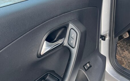 Volkswagen Polo VI (EU Market), 2015 год, 700 000 рублей, 10 фотография