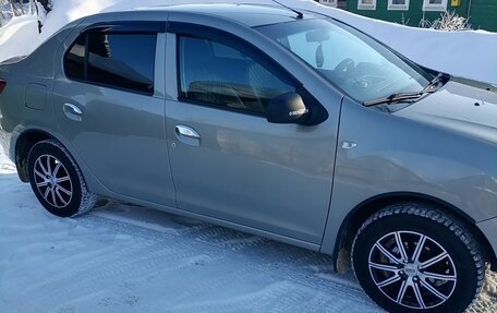 Renault Logan II, 2014 год, 1 020 000 рублей, 2 фотография