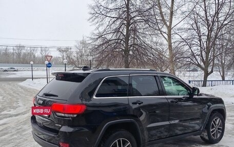 Jeep Grand Cherokee, 2019 год, 4 400 000 рублей, 14 фотография