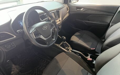 Hyundai Solaris II рестайлинг, 2017 год, 1 079 000 рублей, 7 фотография