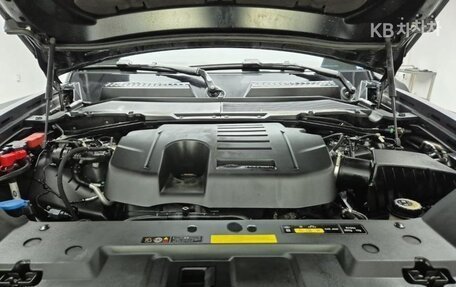 Land Rover Defender II, 2023 год, 7 720 000 рублей, 5 фотография