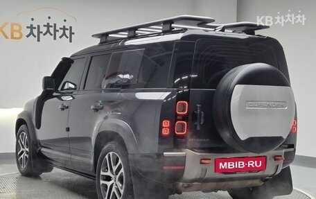 Land Rover Defender II, 2023 год, 7 720 000 рублей, 3 фотография