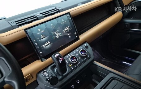 Land Rover Defender II, 2023 год, 7 720 000 рублей, 10 фотография