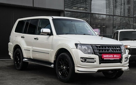 Mitsubishi Pajero IV, 2019 год, 3 680 000 рублей, 3 фотография