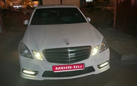 Mercedes-Benz E-Класс, 2012 год, 1 520 000 рублей, 1 фотография