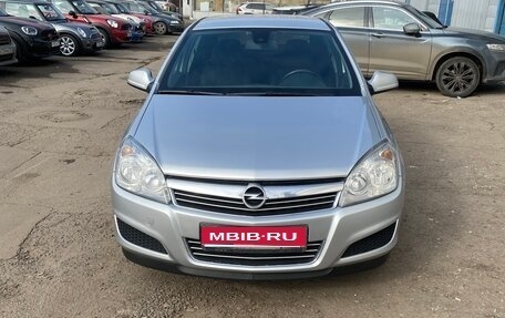 Opel Astra H, 2013 год, 675 000 рублей, 1 фотография