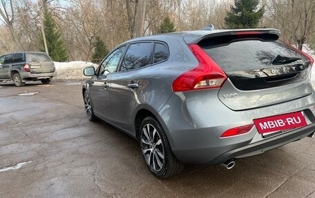 Volvo V40 II рестайлинг, 2018 год, 2 020 000 рублей, 9 фотография