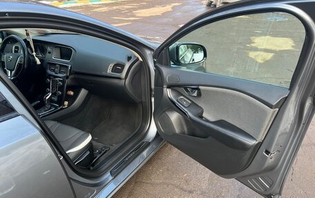 Volvo V40 II рестайлинг, 2018 год, 2 020 000 рублей, 15 фотография