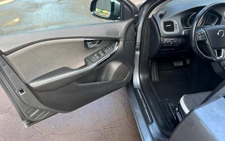 Volvo V40 II рестайлинг, 2018 год, 2 020 000 рублей, 16 фотография