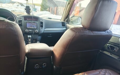 Mitsubishi Pajero IV, 2007 год, 1 600 000 рублей, 13 фотография