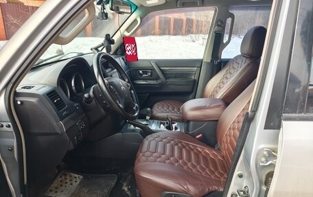 Mitsubishi Pajero IV, 2007 год, 1 600 000 рублей, 16 фотография