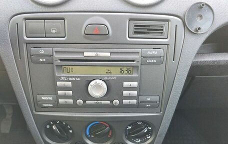 Ford Fusion I, 2006 год, 333 000 рублей, 10 фотография