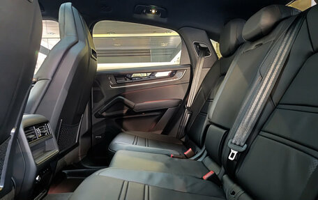 Porsche Cayenne III, 2026 год, 18 500 000 рублей, 15 фотография