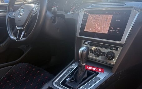 Volkswagen Passat B8 рестайлинг, 2018 год, 2 950 000 рублей, 12 фотография