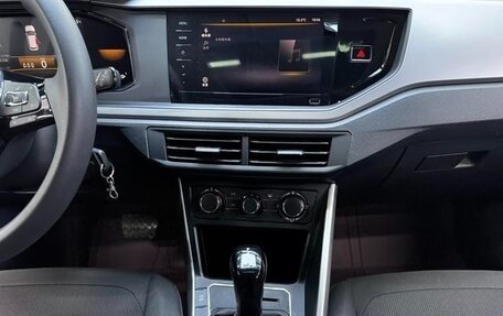 Volkswagen Polo, 2022 год, 1 040 000 рублей, 7 фотография