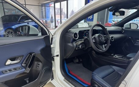 Mercedes-Benz A-Класс, 2021 год, 1 961 500 рублей, 4 фотография