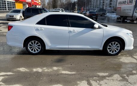 Toyota Camry, 2013 год, 1 350 000 рублей, 4 фотография