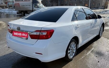 Toyota Camry, 2013 год, 1 350 000 рублей, 5 фотография