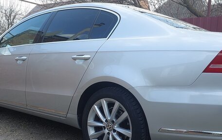 Volkswagen Passat B7, 2012 год, 1 300 000 рублей, 14 фотография