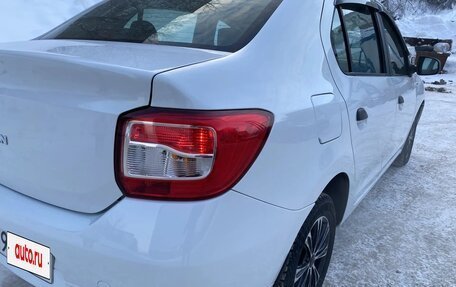 Renault Logan II, 2015 год, 570 000 рублей, 7 фотография