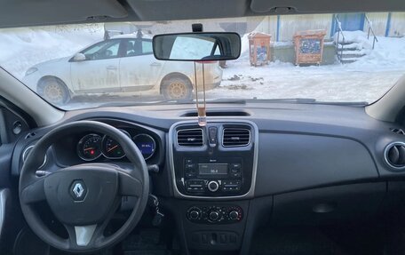 Renault Logan II, 2015 год, 570 000 рублей, 14 фотография