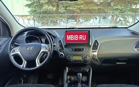 Hyundai ix35 I рестайлинг, 2012 год, 1 070 000 рублей, 4 фотография