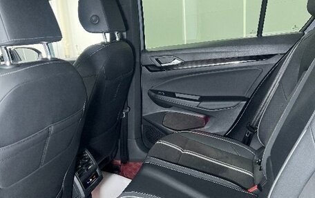 Volkswagen Golf VIII, 2022 год, 1 773 700 рублей, 7 фотография